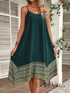 Vestido Midi Soltinho com Estampa Geométrica na Barra Verde / P Vestido